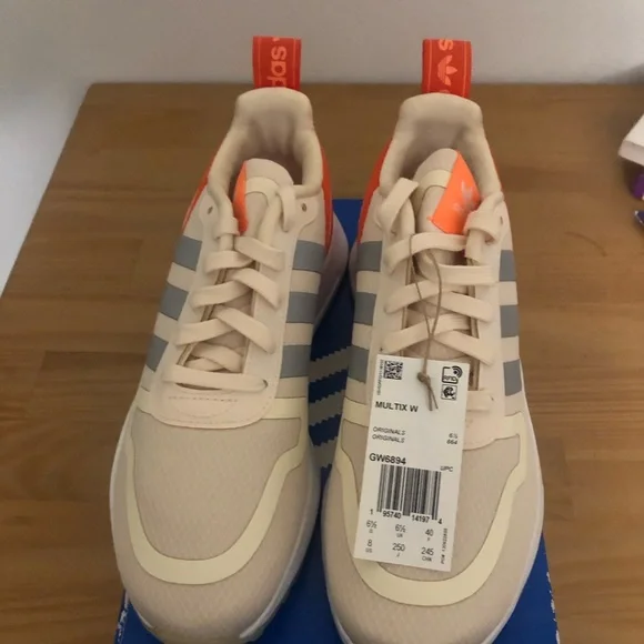 Adidas Cream and Orange Athletic Shoes - Picture 4 of 5